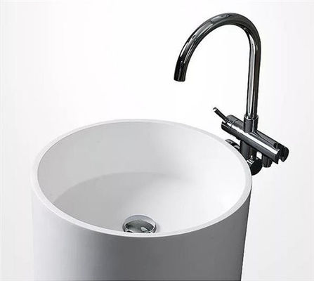 Chine Le seul évier de support rond portatif blanc, lavabo d'une seule pièce de piédestal facile nettoient fournisseur